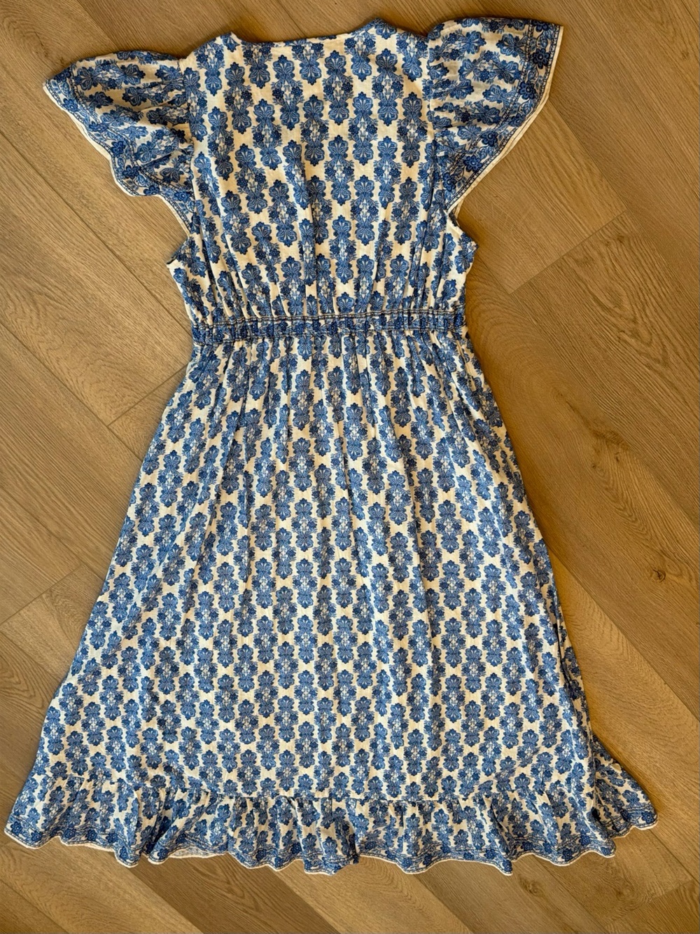 Max Studio London Blue White Floral Boho Maxi Dress V Neck Flutter Sleeve M - Picture 4 of 8